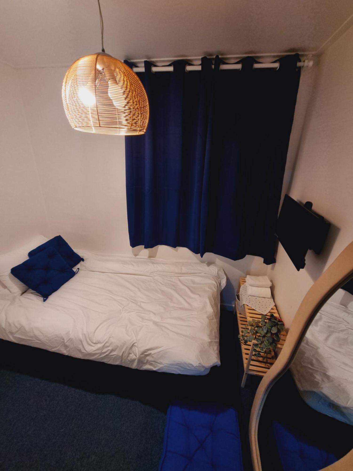 Space Guest house *